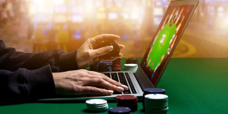 Các chiến lược nâng cao trong cách chơi Poker online